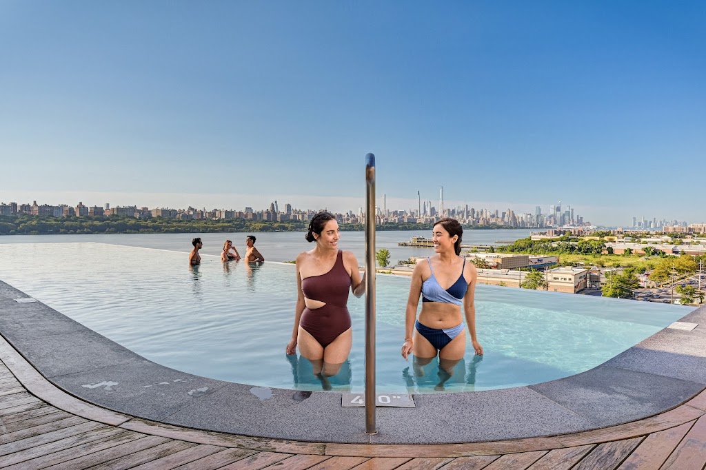SoJo Spa Club in Edgewater, NJ